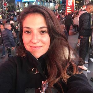 Meet your Posher, Dani